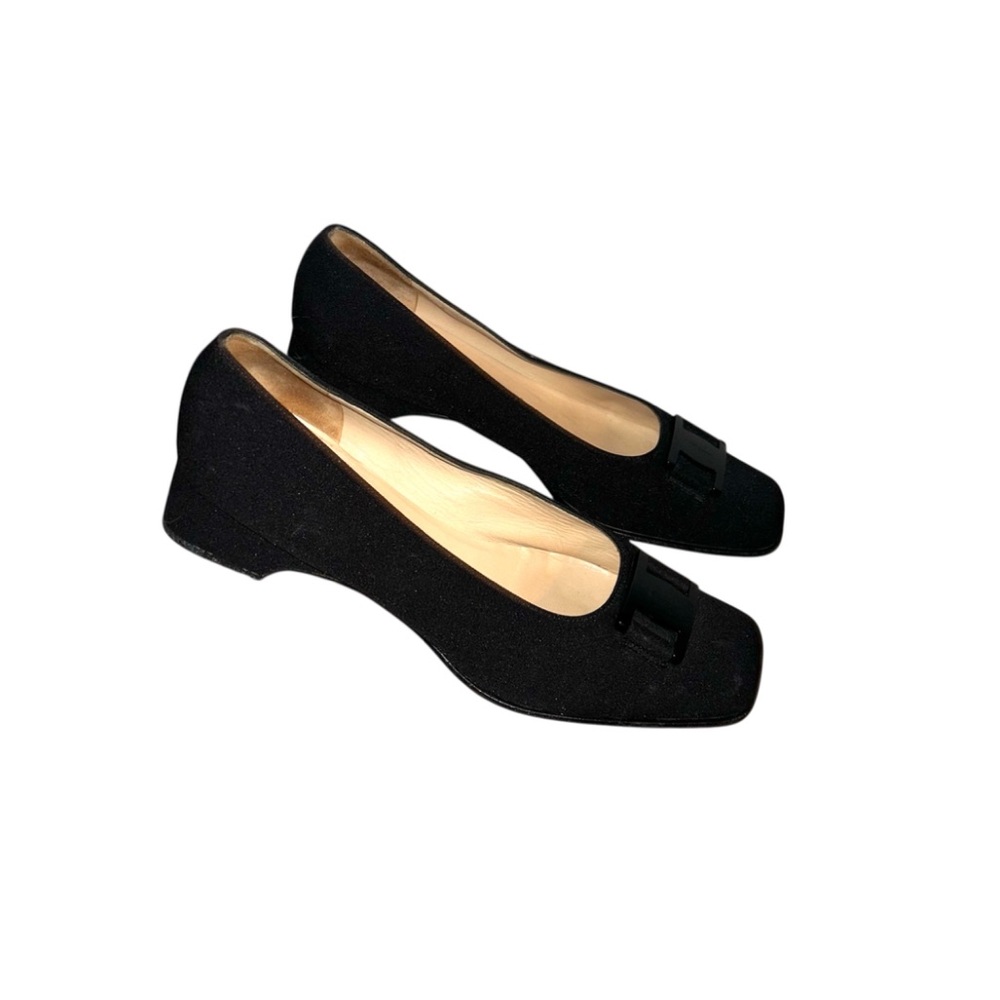 Vintage Salvatore Ferragamo Black Suede Buckle Accent Business Casual Heels Sz 8